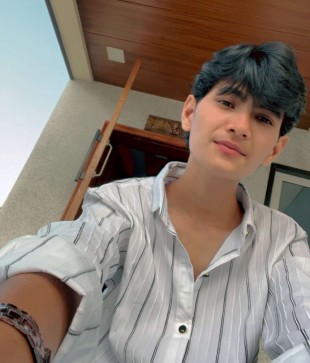 Abhiiiiii, 18, India