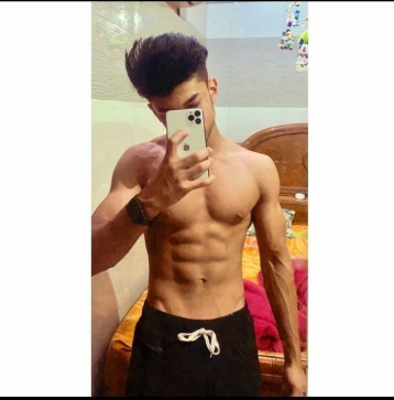 Krish, 18, India