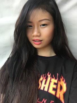 Xuanz, 18, Singapore