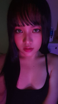 Yuri, 21