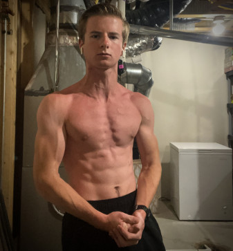 James, 18, United States