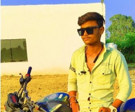 Shivam, 25, India