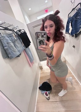 Allie, 19, United States