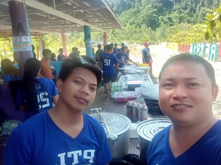 Dustin Rodulfo, 18, Philippines