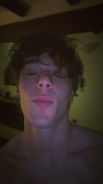 Bloozlooo, 18, United States