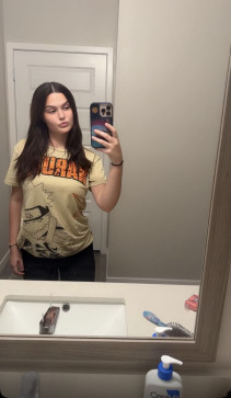 Ashley, 18, United Kingdom