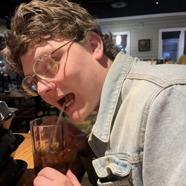 Derrick, 18, United States