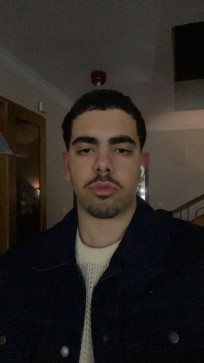 Yahia, 26, United Kingdom