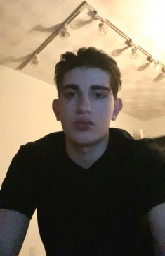 Lu, 18, Canada