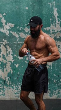 Vladimir, 28, India