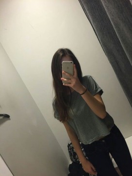 Sofia, 19, United States