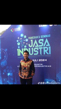 Jem, 25, Indonesia