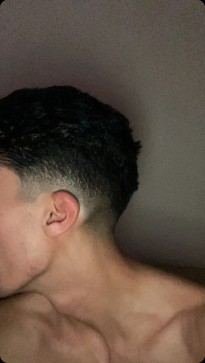Zakaria, 23