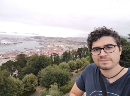 Andres, 32, Spain