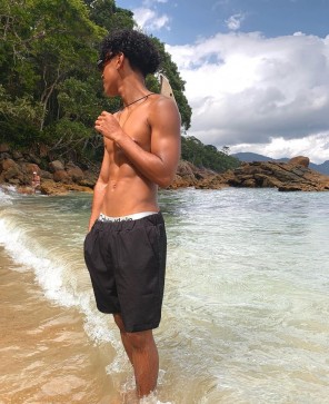 Lucas, 21, Brazil