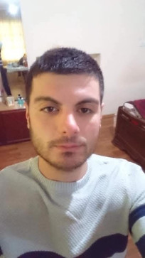 Monti, 24, Greece