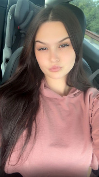 Ashley, 19, United Kingdom