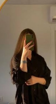 Lily, 18, India