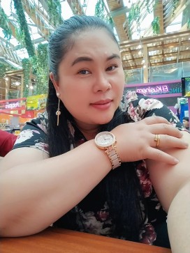 Anna, 41, Philippines