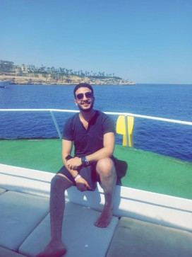 Moooo23, 22, Egypt