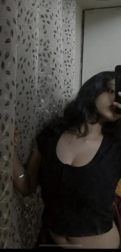 Mansi, 21, India