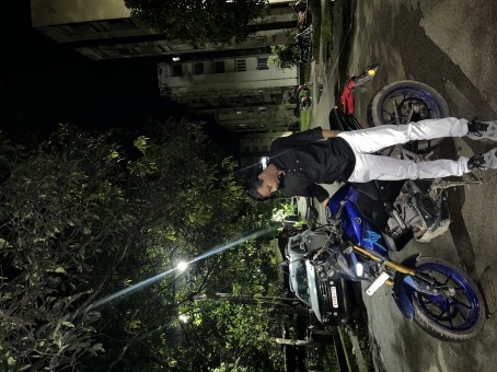 Zenitshu, 21, India