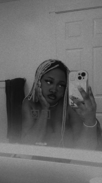 Ash, 21, Canada