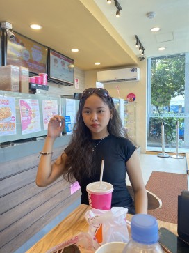 Mira, 19, Philippines
