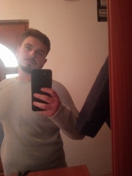 Dusan, 19, Serbia