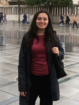 Dilara, 19, Turkey