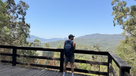 Raj, 18, Australia
