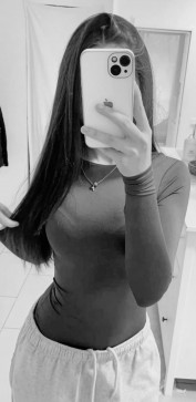 Sara39104, 19, Italy