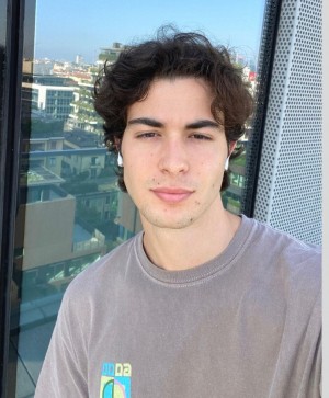 Ash Dilano, 18, Italy