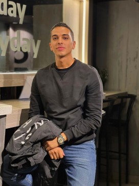 Gabrielle, 25, Egypt