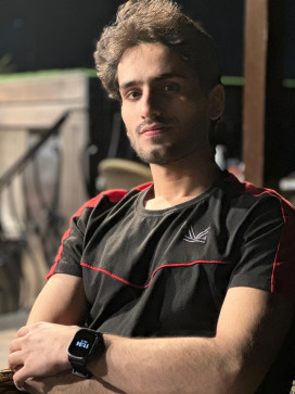 Zain, 27, Pakistan
