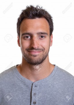 Zaki, 33, Algeria