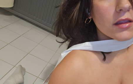 Dollweiss, 24, Belgium