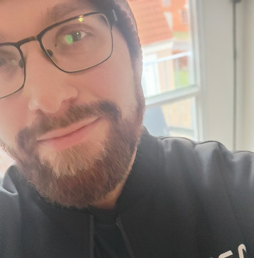 Kristoffer, 30, Denmark