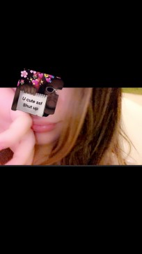 Ria, 18, United Kingdom