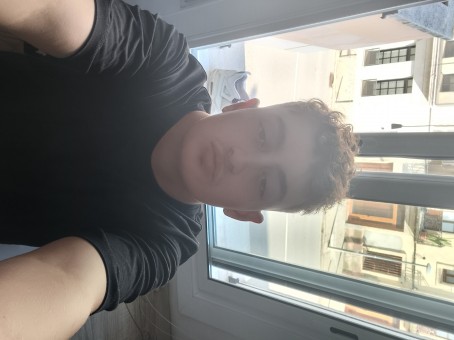 David, 18, Spain