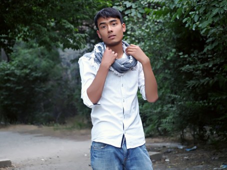 Ali John, 25