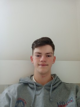 Lukas, 18, Germany