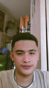 Lawrence Arcigal, 25, Philippines