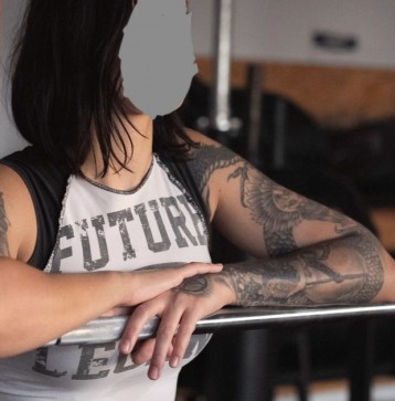 Leina, 23, Switzerland