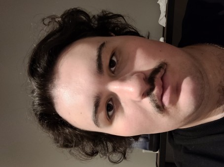 Jeremy, 18, Canada