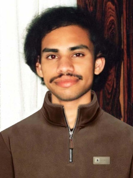 Robert, 22, Norway