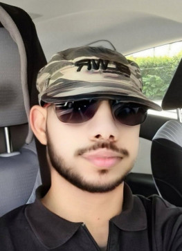 Robert, 22, Norway