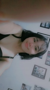 Nicole, 18, Philippines
