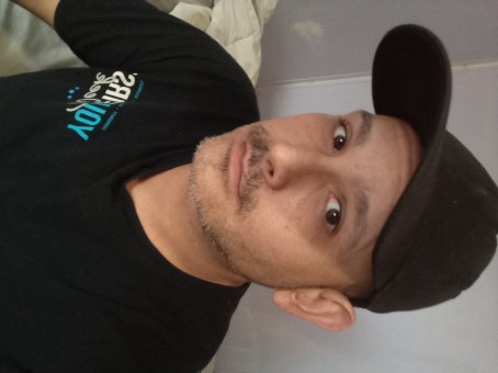 John, 41, United States