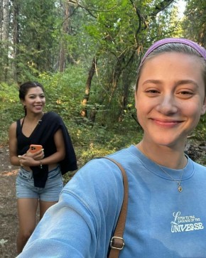 Leah, 32